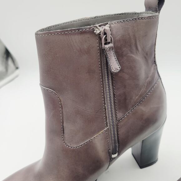 Cole Haan Livingston Bootie Women Round Toe Leather Gray Ankle Boot Size 8 B - Picture 7 of 14